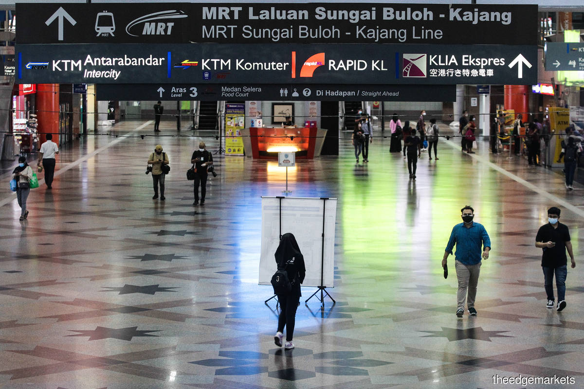 The MRT Sungai Buloh-Kajang Line as seen on June 15. Selangor reported the highest number of infections today (June 18) at 2,095. (Photo by Zahid Izzani Mohd Said/The Edge)